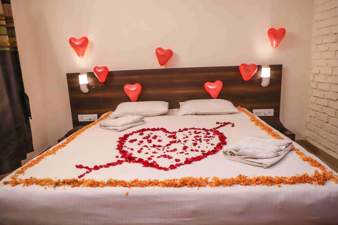 Hotel On The Rocks Mahabaleshwar Ngoại thất bức ảnh